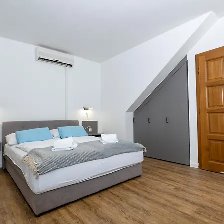 Dida Sime Apartmán Starigrad Paklenica